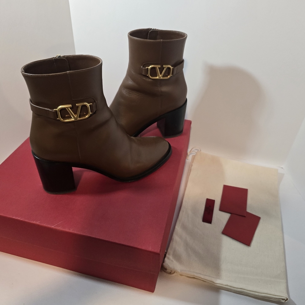 Valentino V Logo Boots
